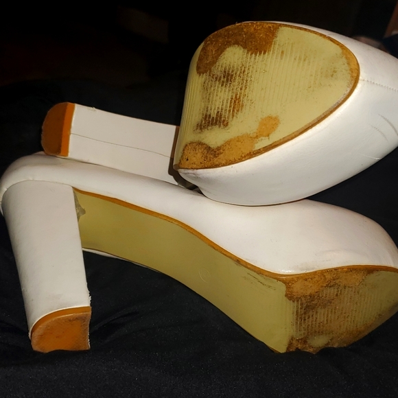 Platform Pumps - Picture 5 of 5
